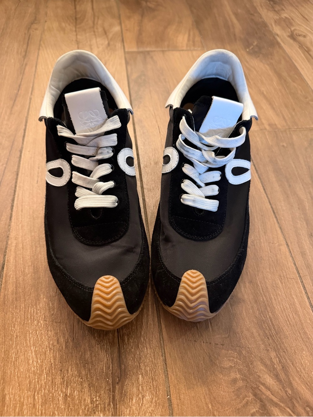 Loewe Black and White Runner Sneakers - Picture 3 of 8